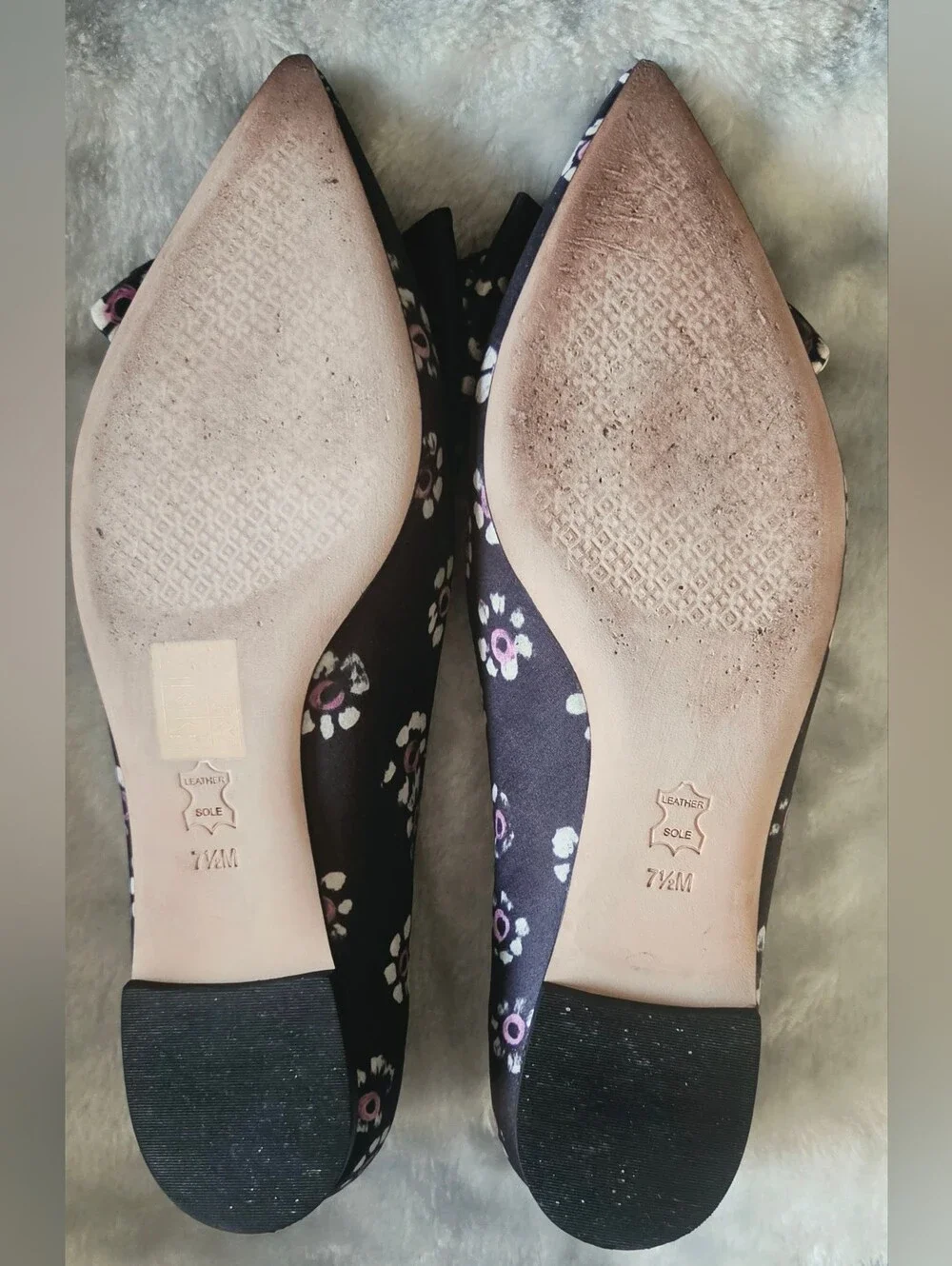 Tory Burch Navy Floral Bow Pointed Flats